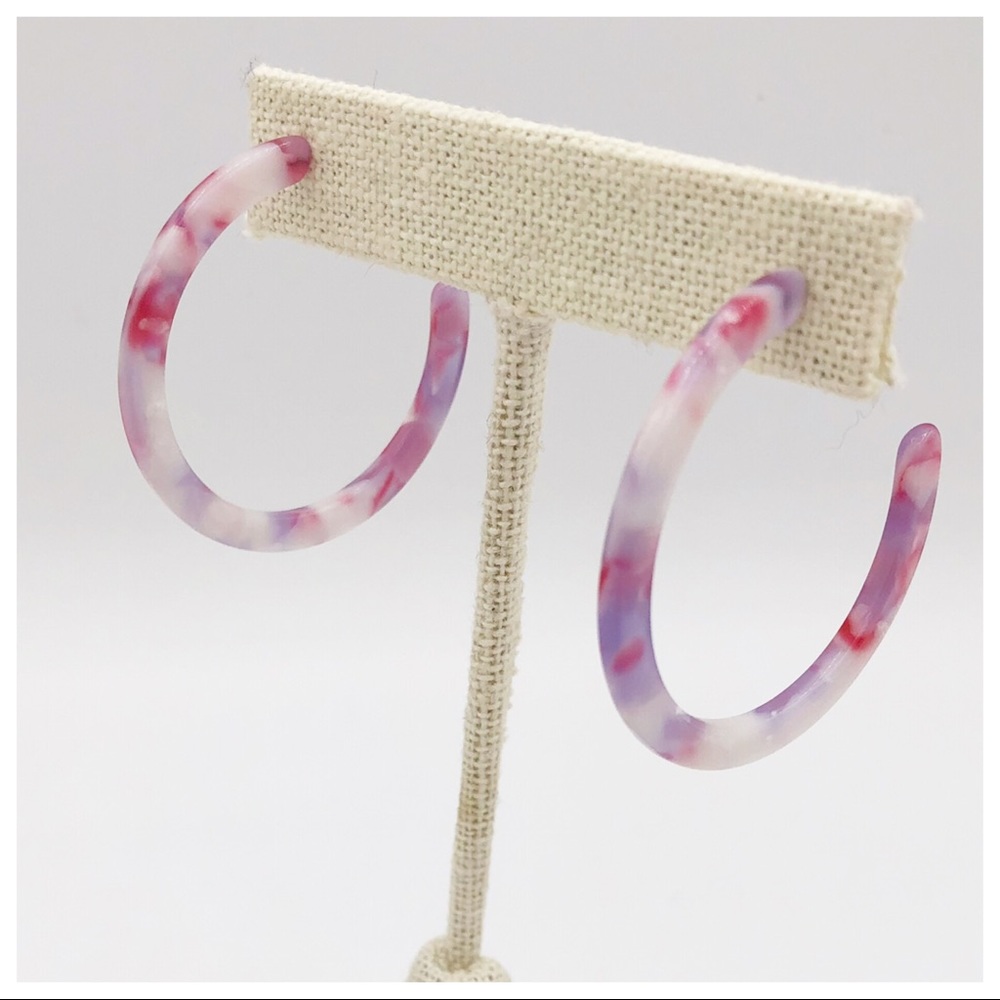 NEW LIGHTWEIGHT ACRYLIC HOOP EARRINGS